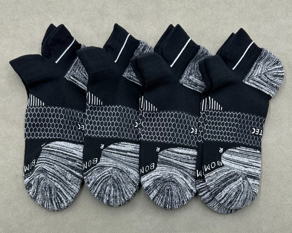 4 Pairs Men’s Lightweight Running Ankle Socks Size Large 9.5-13 Black BOMBAS