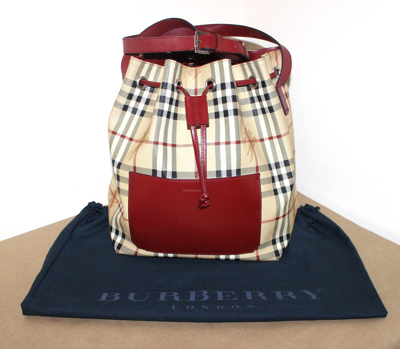 Vtg Burberry Haymarket Check Drawstring Bucket Shoulder Bag+Dust B. Italy T-02-1