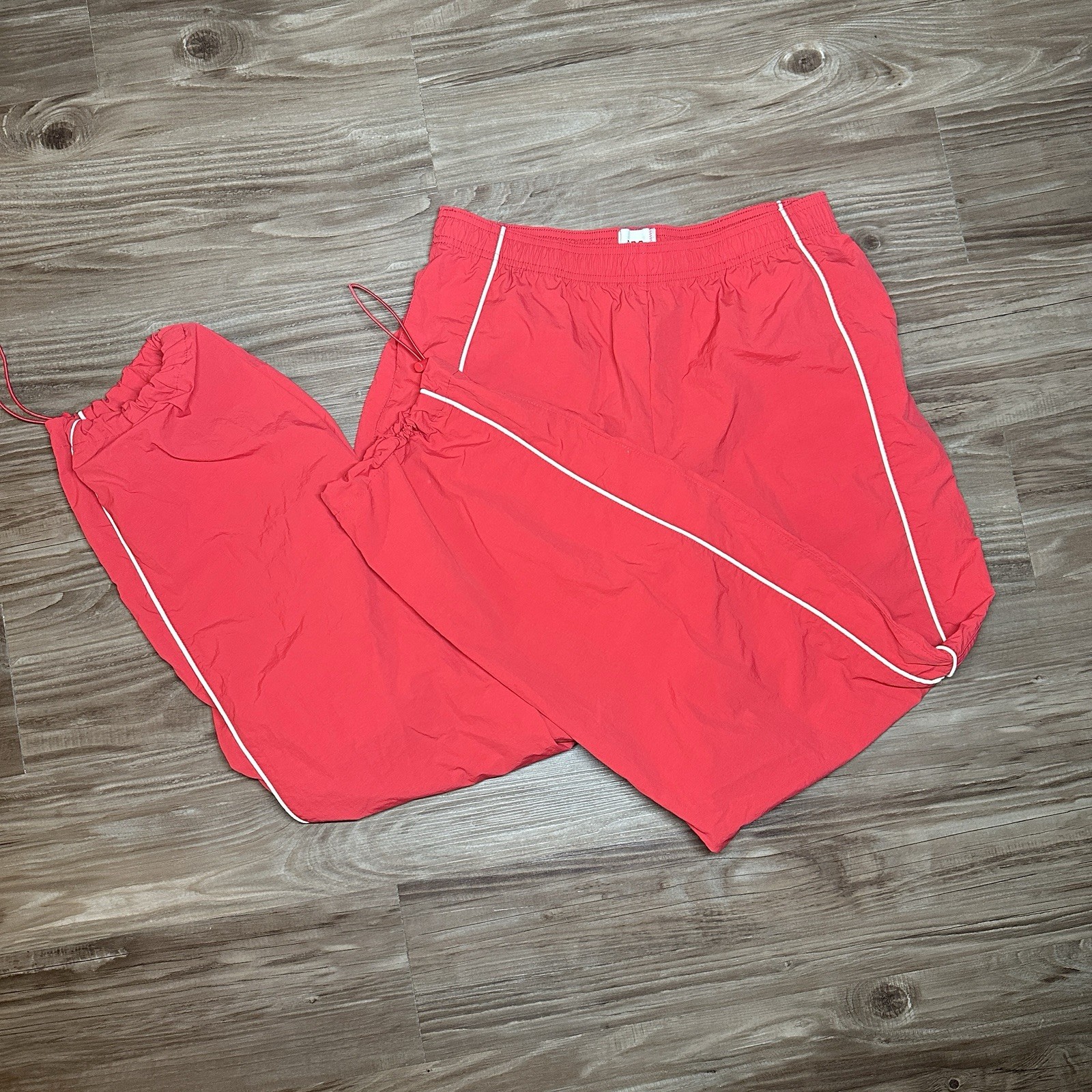 BDG Red Nylon Track Pants Women’s M Tapered Piped Elastic Waist Drawstring