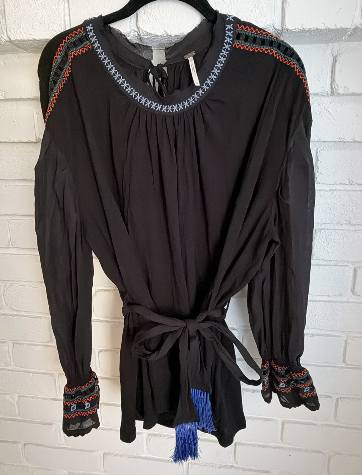 Free People Black Embroidered Round Neck Tunic Blouse Long Sleeve Size M