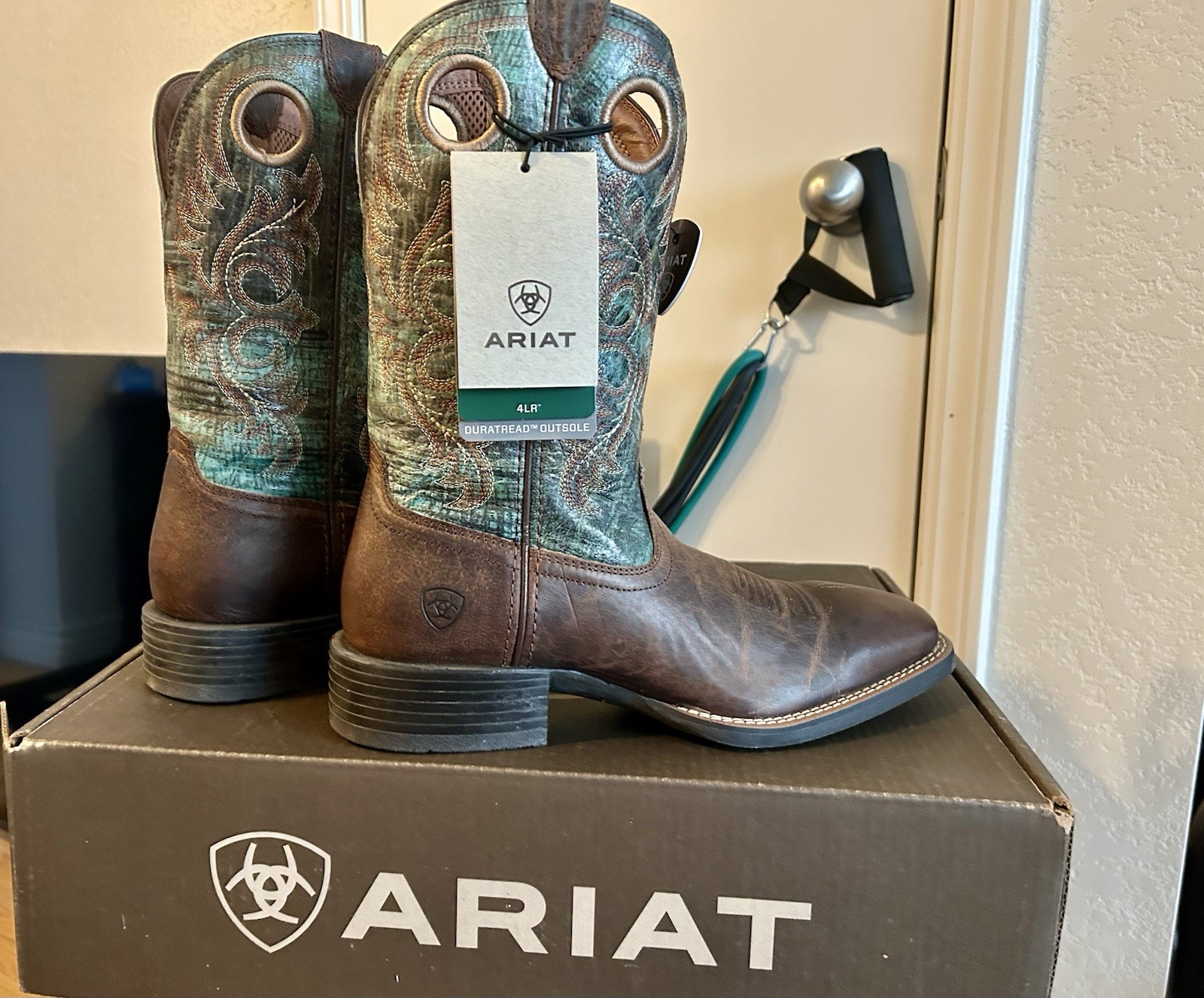 Ariat Men’s Leather Pull-On Western Boots Brown/Turquoise Mid-Calf 10D 4LR