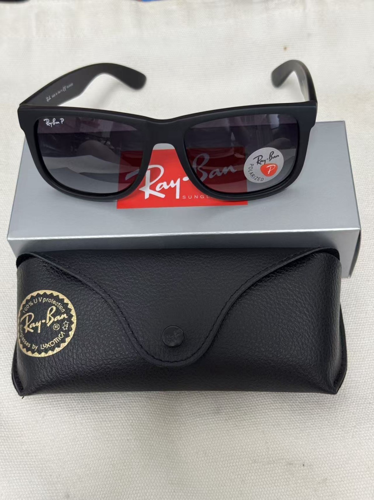 NEW Ray-Ban Justin Classic Grey Polarized Sunglasses RB4165 622/T3 54-16mm