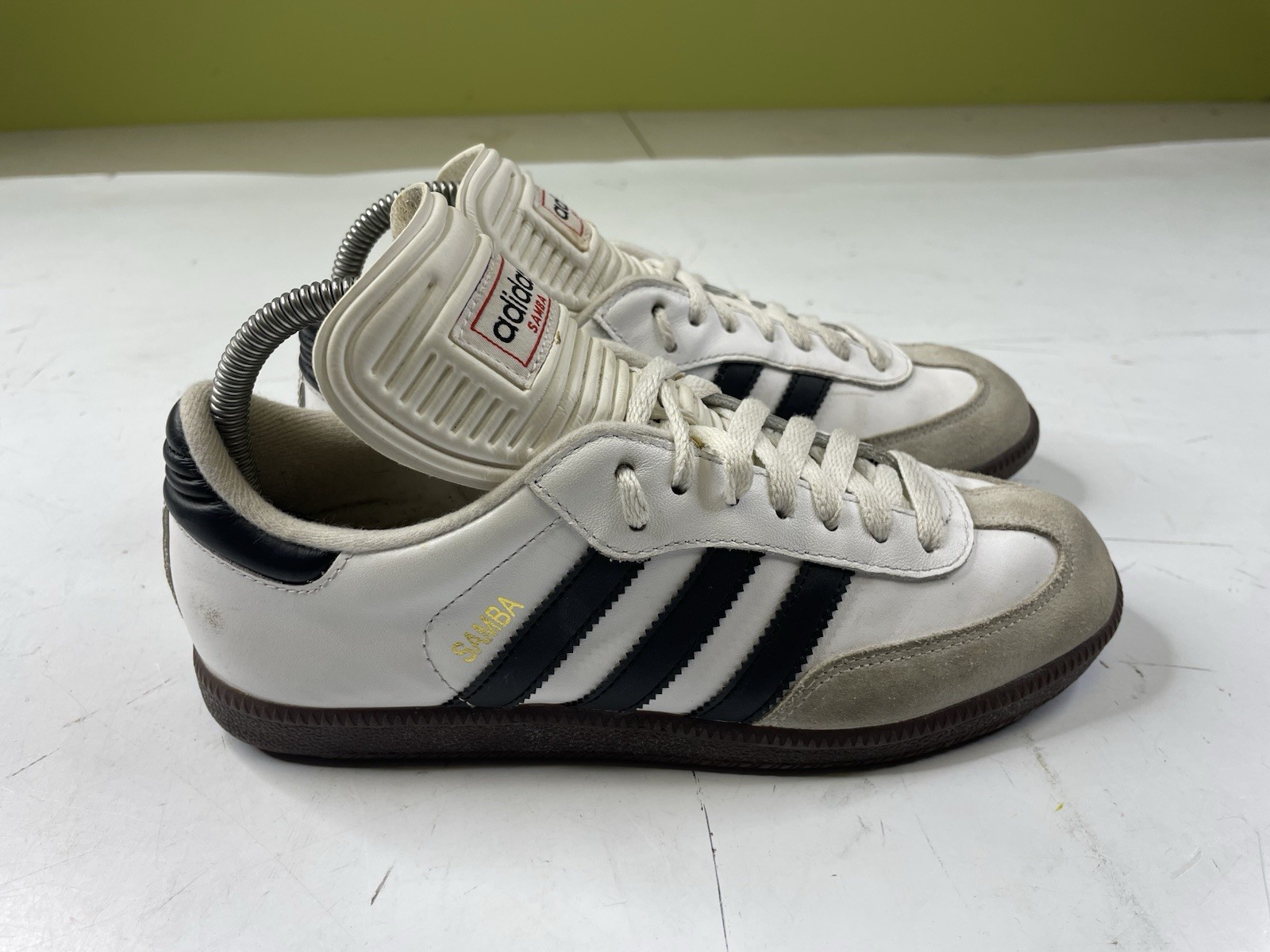 Adidas Samba Classic Men’s Size 6.5 US 772109 White Black Leather Athletic Shoe