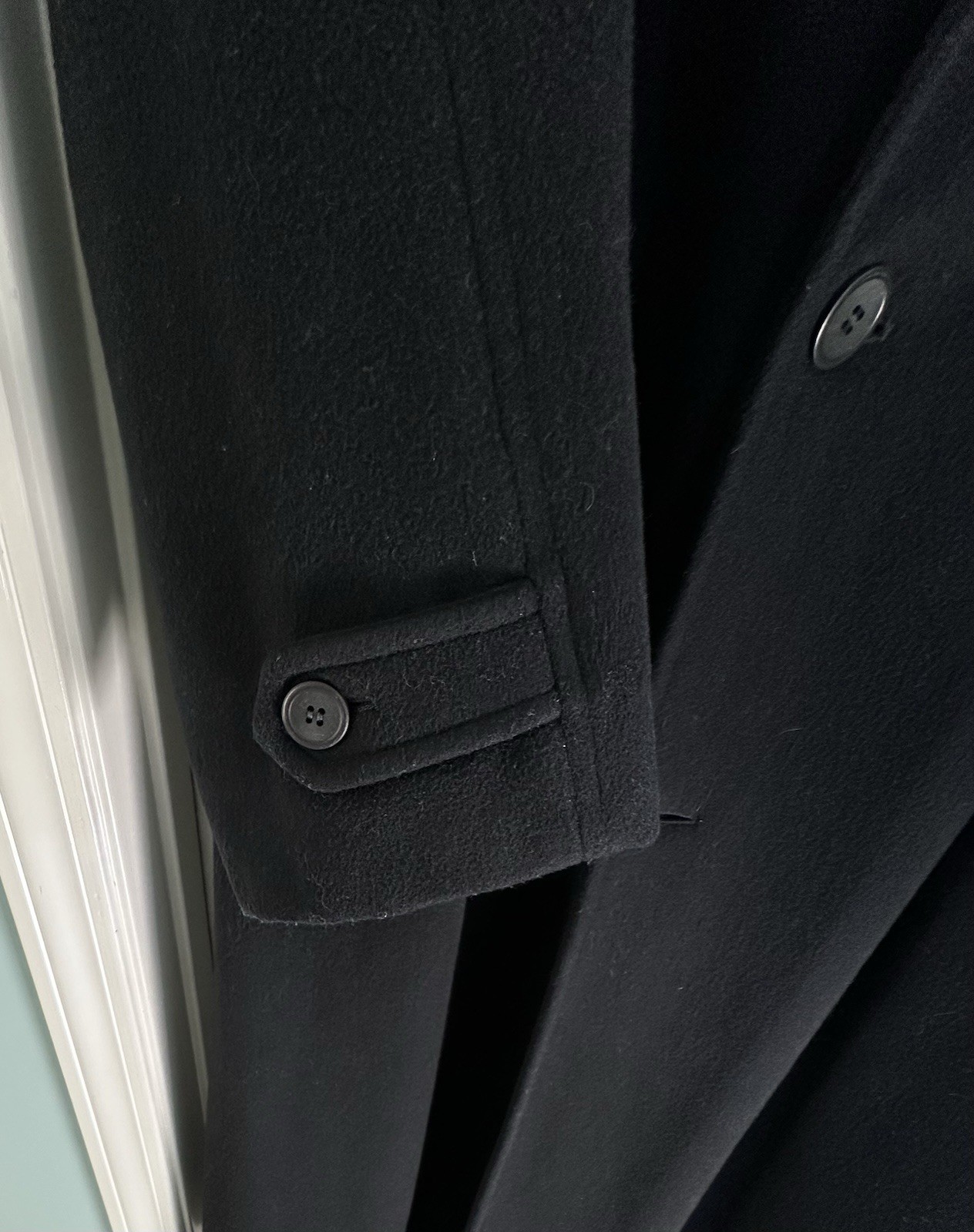 Vestimenta Black Cashmere and Wool Long Overcoat Men’s EUC