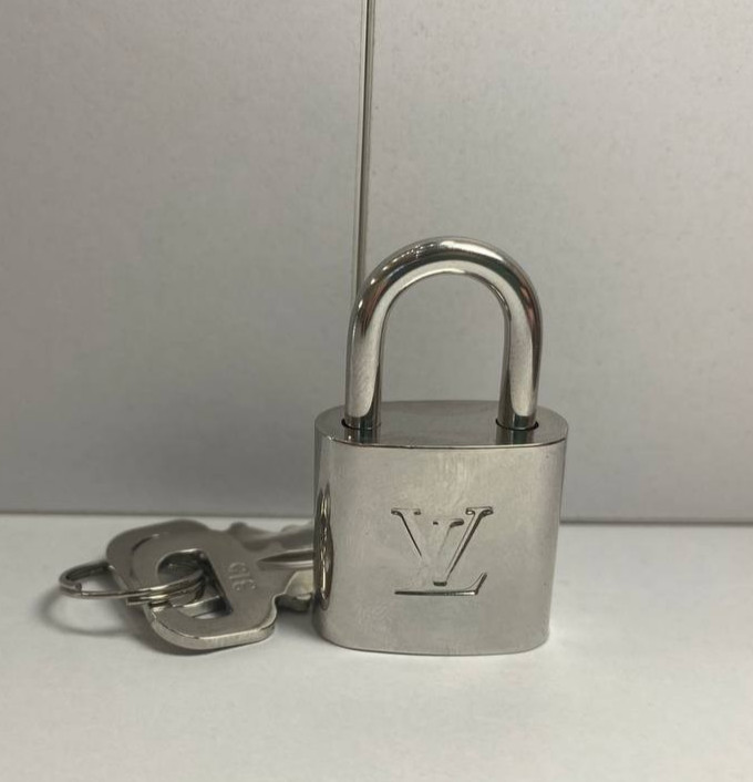Louis Vuitton PadLock Lock 2 Key Brass Silver Number 315