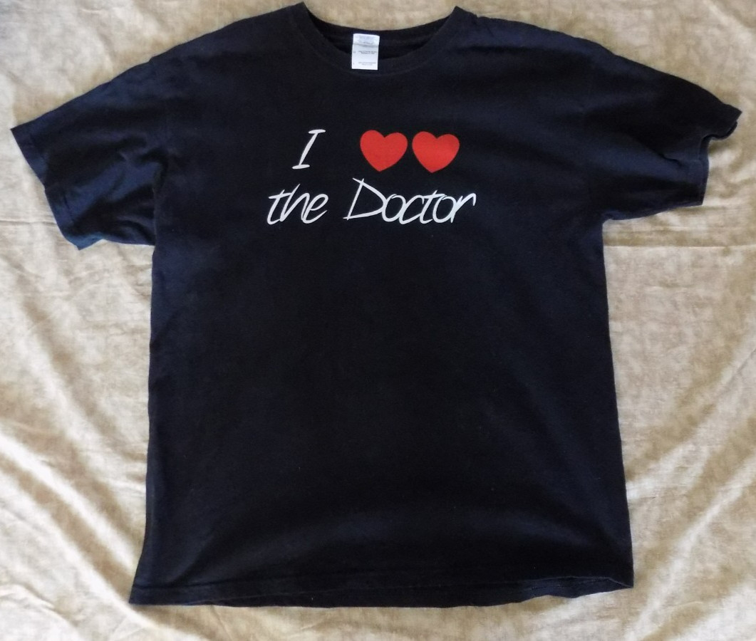I Heart Heart the Doctor t-shirt – Gildman Heavy Cotton – Large
