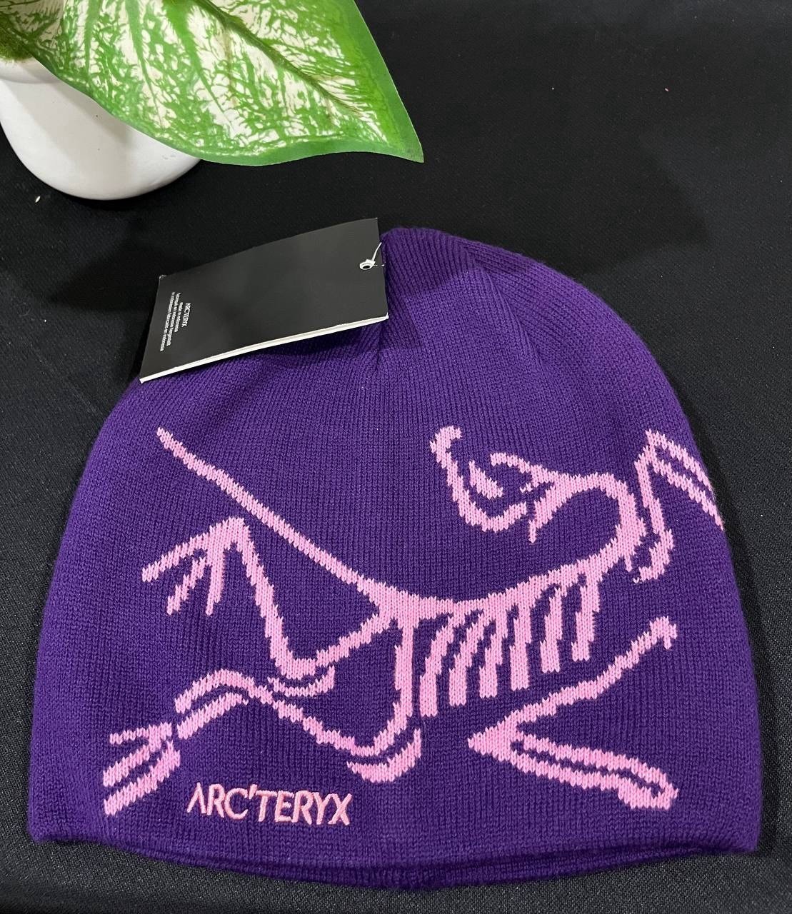 NWT Arc’teryx Bird Head Toque Beanie Hat Purple Winter Cap