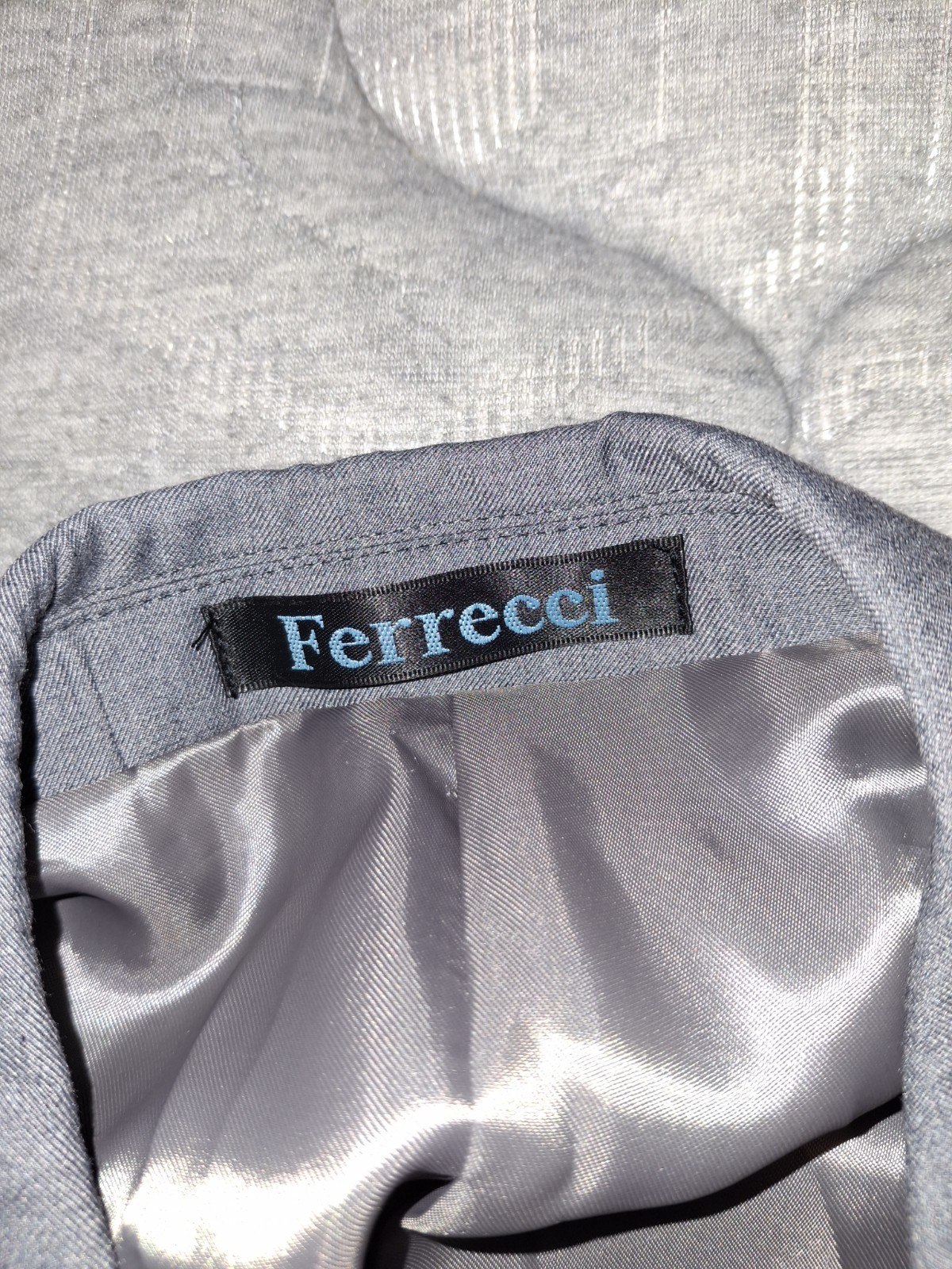 Ferrecci Men’s Gray Solid Polyester/Viscose 3-Piece Suit Super 150’s 42L