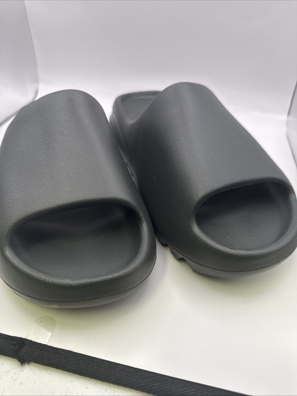 Adidas Yeezy Slide Onyx Size 9 Mens/10.5 Women’s New
