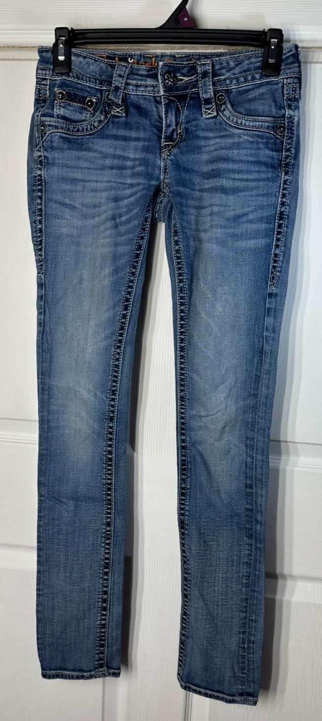Rock Revival Jeans Wm’s Sz 24/32 Low-Rise Essie Straight Medium Wash Whiskered