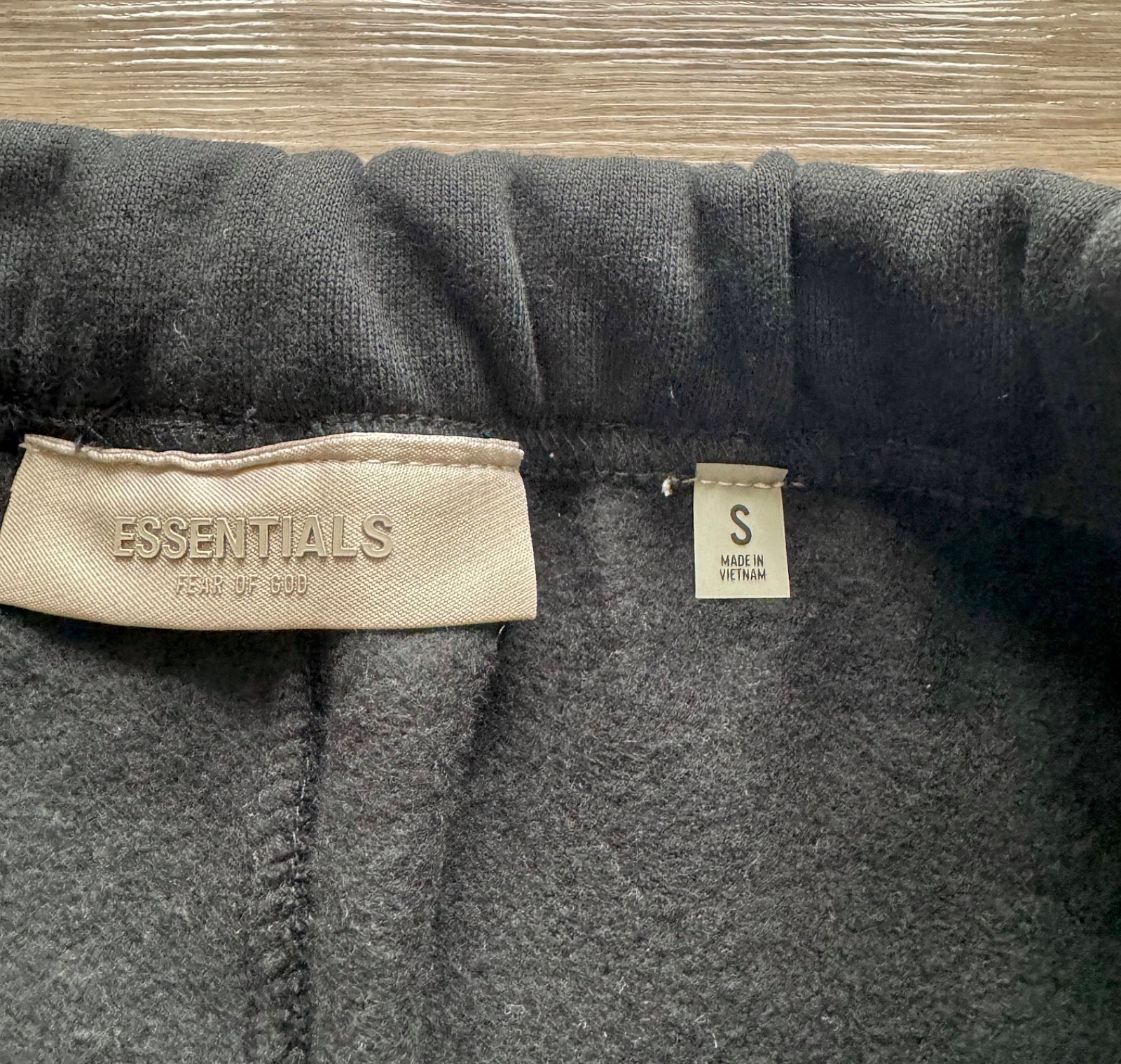 Essentials Fear of God S22 Shorts 3 Colors (Black/ Light/ Dark Oatmeal) All Size