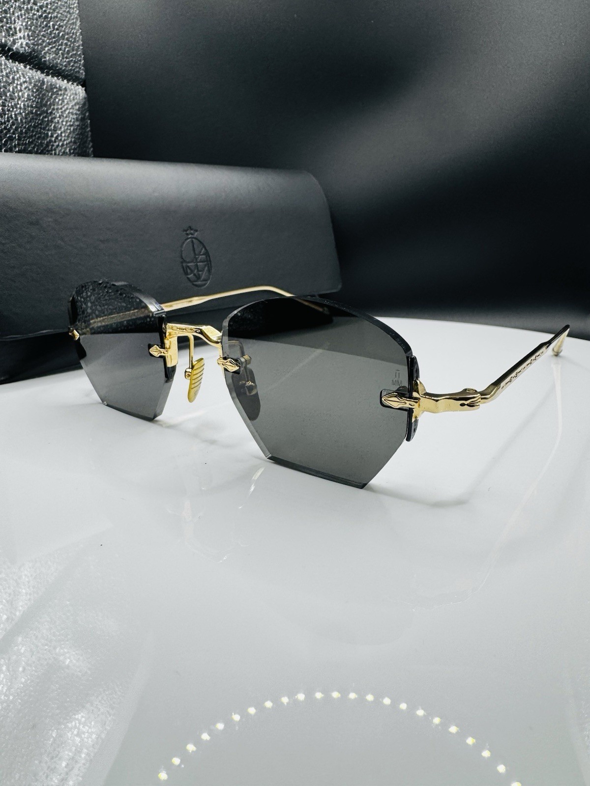 Men’s Rimless Sunglasses Gold Metal Frame Gray Tinted Plastic Lenses
