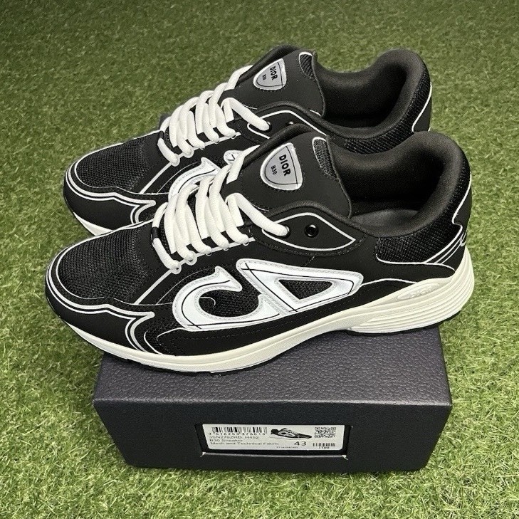 Dior B30 Men’s Low-Top Lace-Up Sneaker Black/White New w/ Box