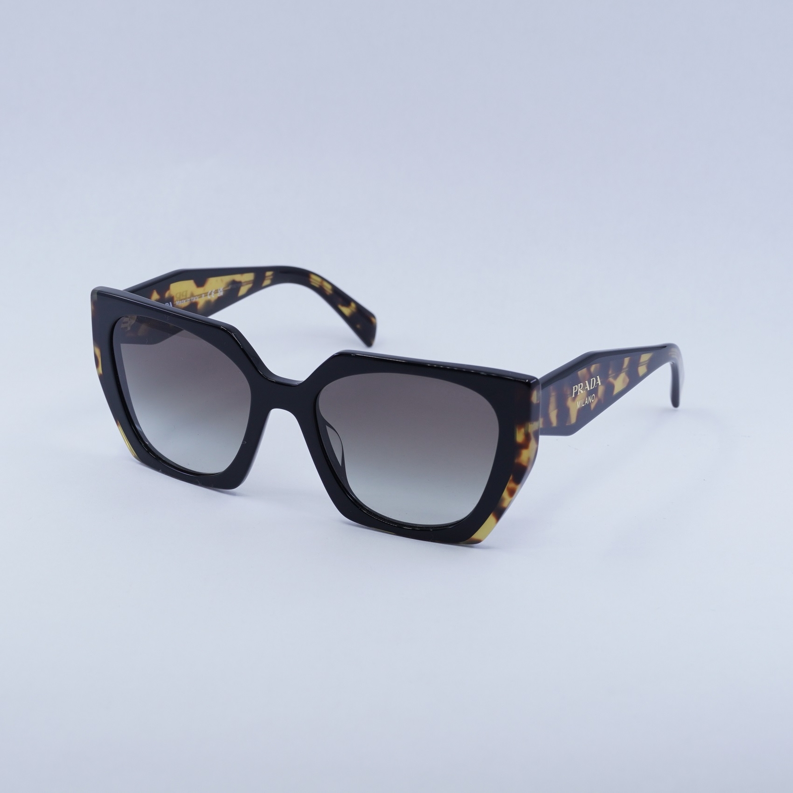 New PRADA PR15WS 3890A7 Black/Medium Tortoise/Grey Gradient 54-19-140 Sunglasses