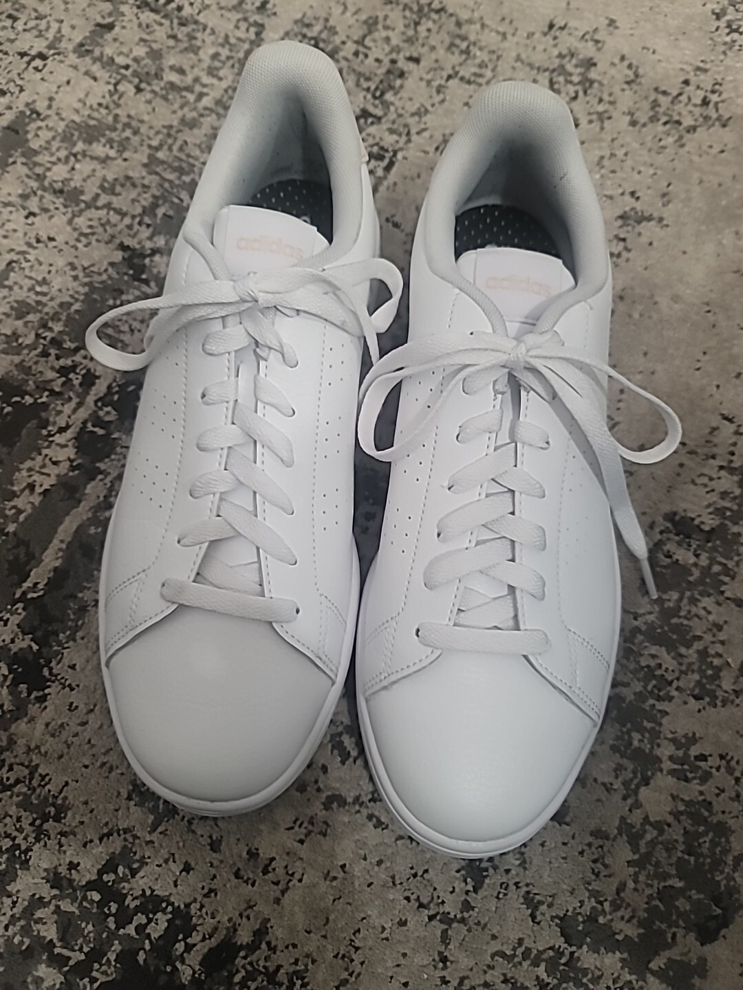 Adidas Women’s Advantage Sneakers Size 11 White
