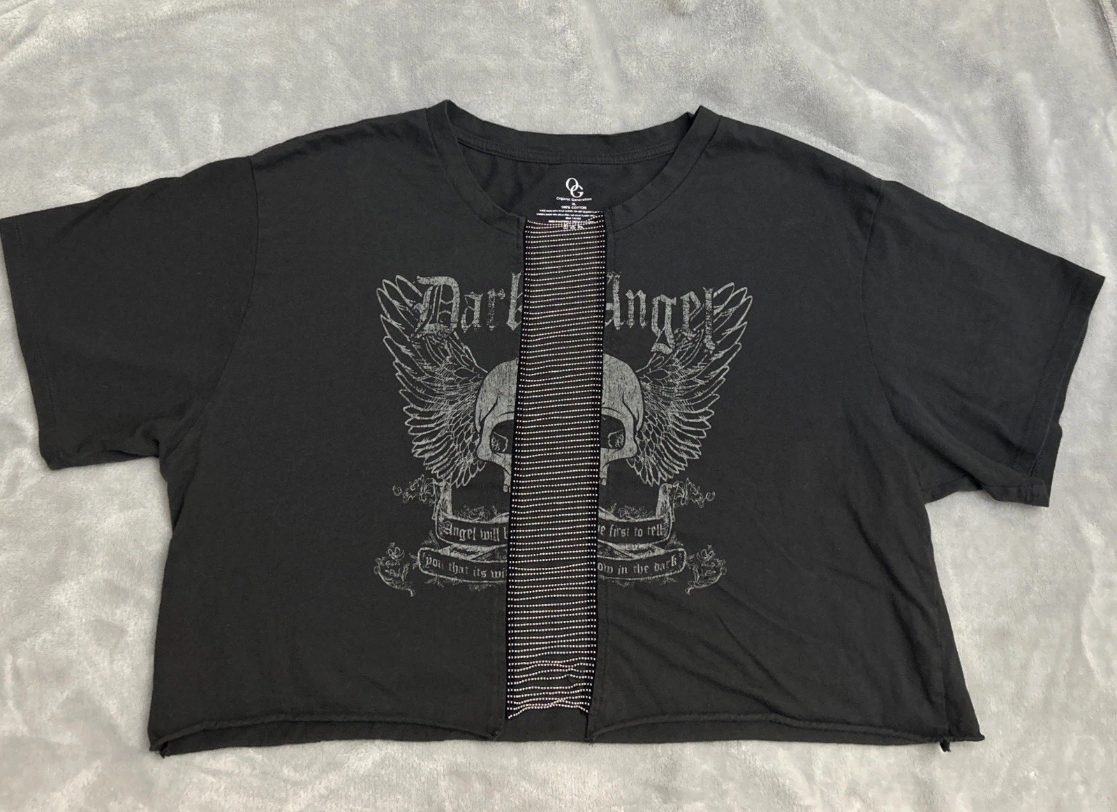 Organic Generation Dark Angel Chain Gray Crop Top M/L Short Sleeve Skull Wings