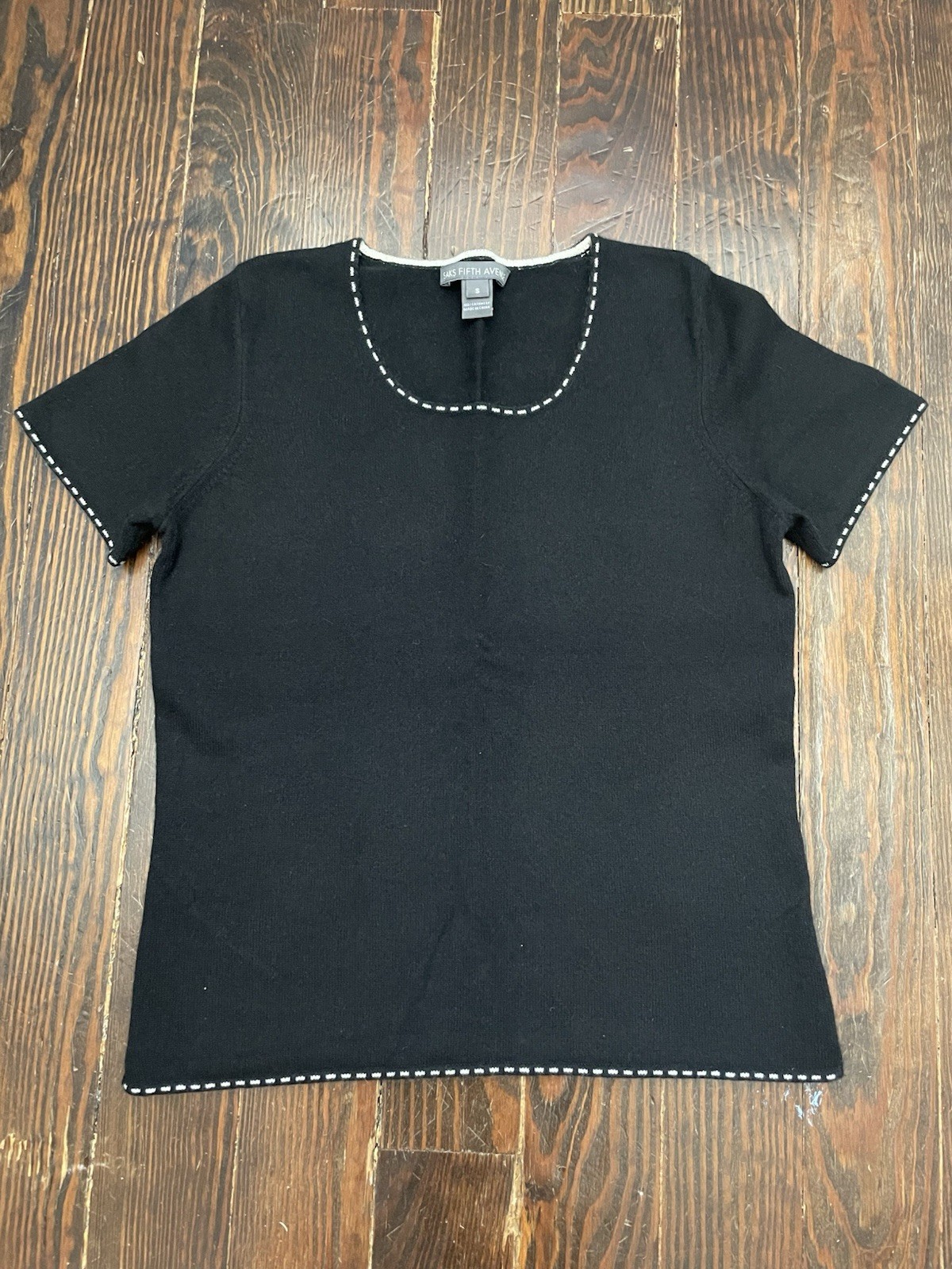 Saks Fifth Avenue 100% Cashmere Black White Piping Short Sleeve Tee Size Small