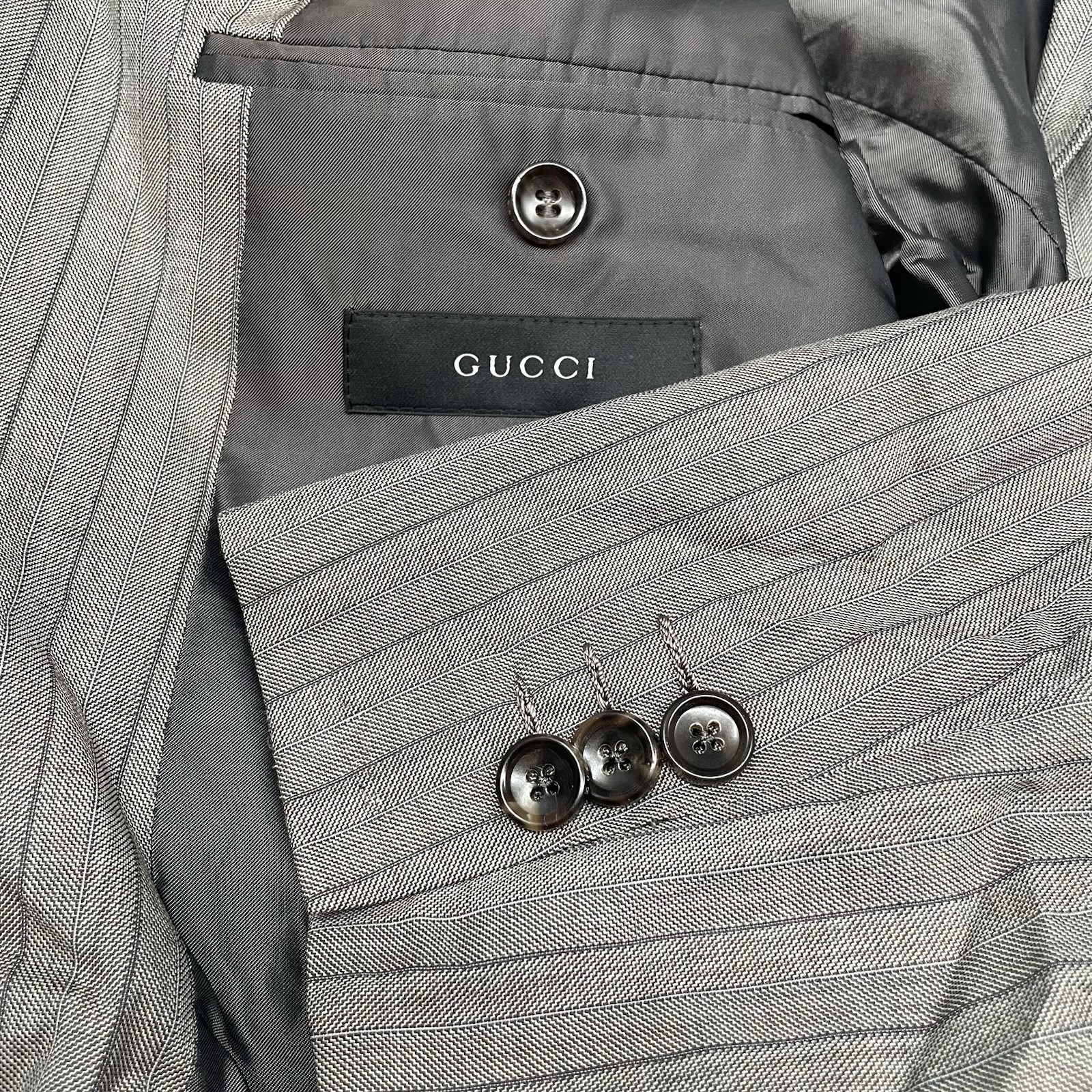 Gucci Men’s Gray Striped Blazer Suit Men’s IT 56R US 44R 100% Wool
