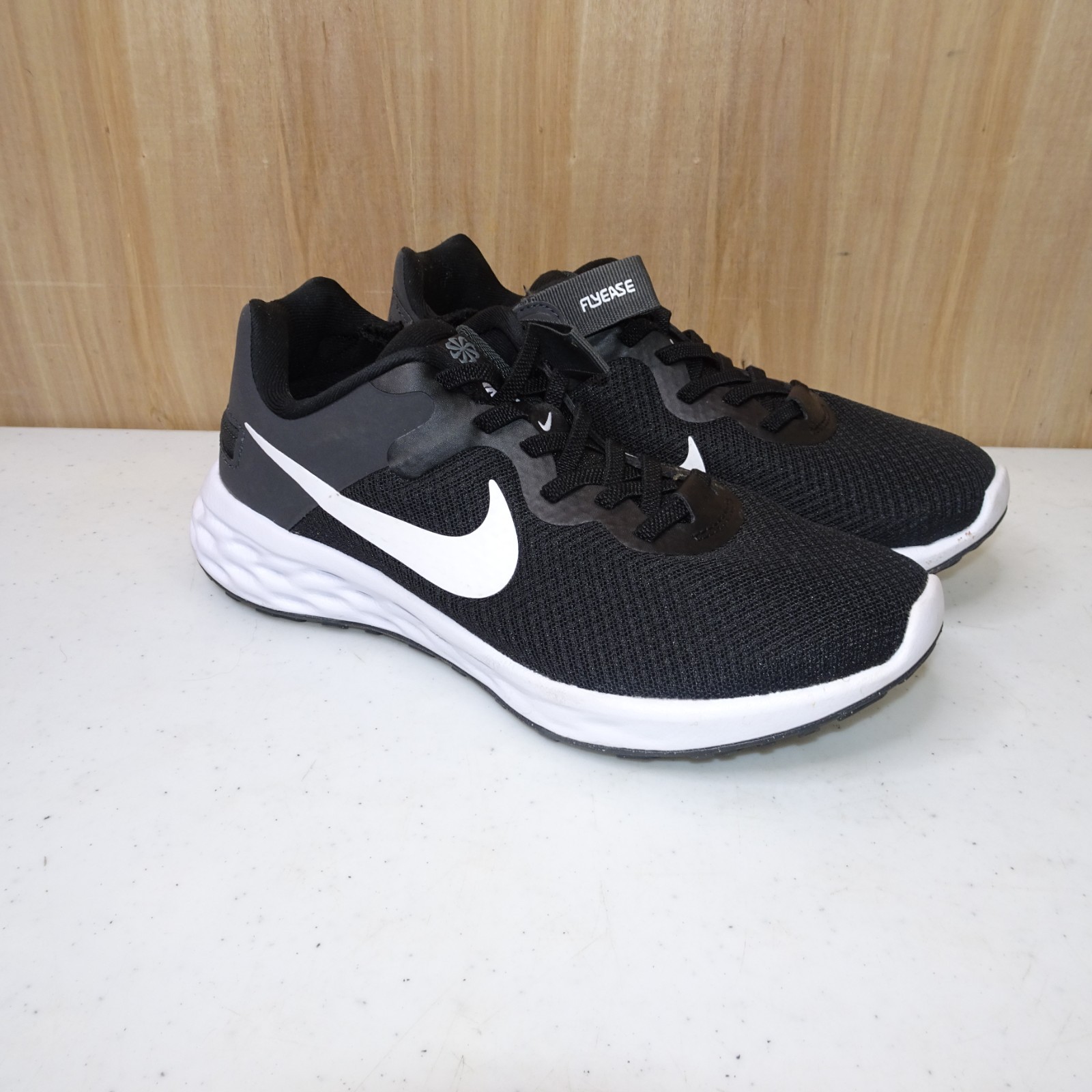 Nike Shoes Womens 8 Revolution 6 FlyEase Next Nature Sneakers Black DC8997-003