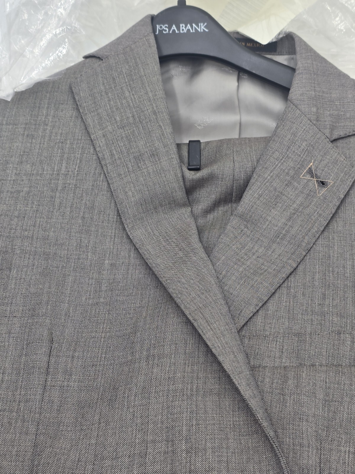 Jos. A. Bank Reserve Gray Worsted Wool 2-Piece Suit Tailored 44R 38W