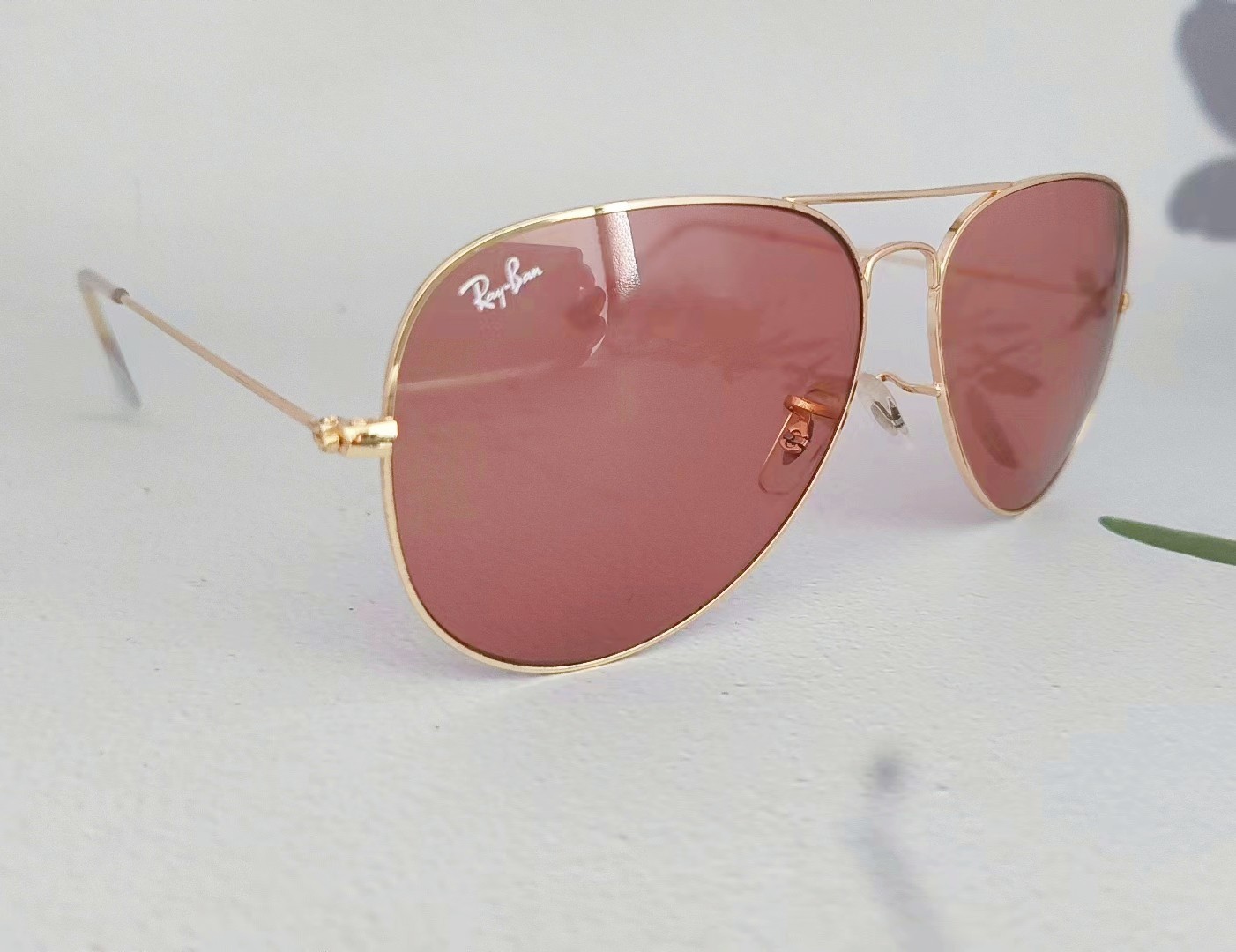 RAY-BAN RB3025 Aviator Sunglasses Gold Frame 58mm Gray Lens