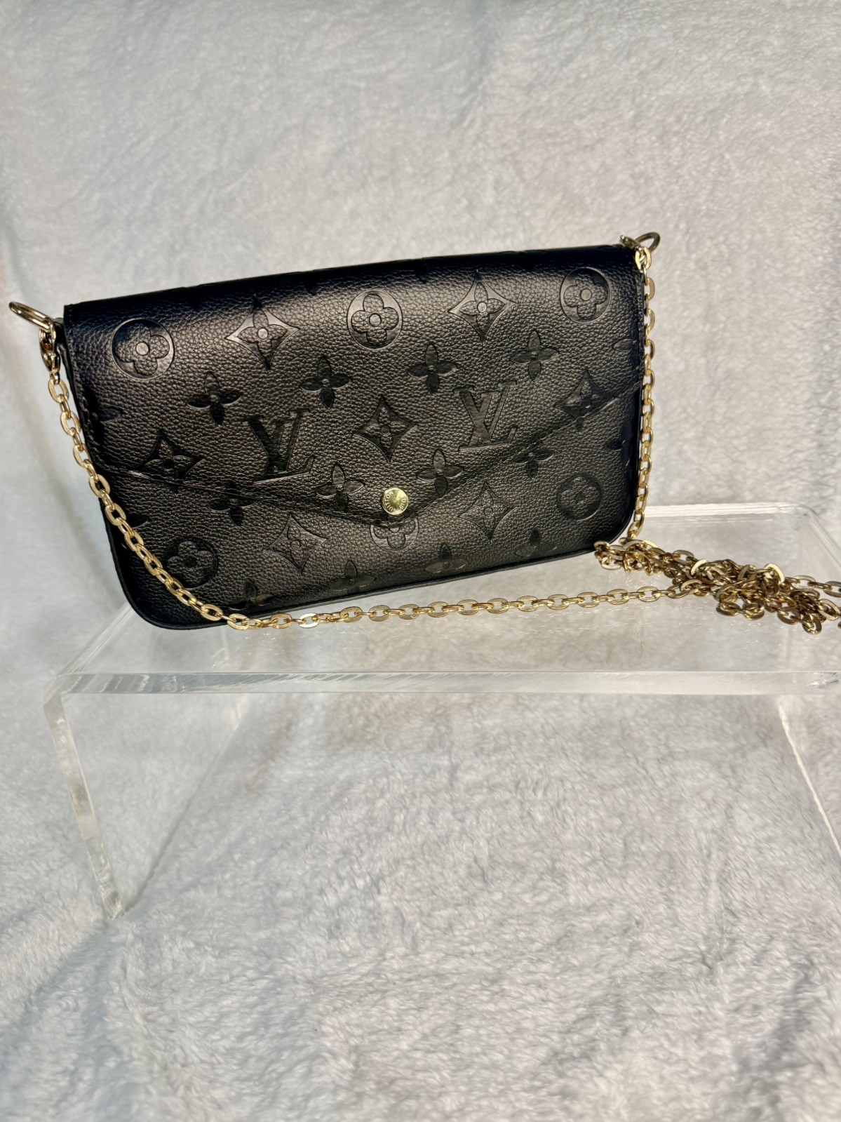 Louis Vuitton Chain 2Way Shoulder Bag Crossbody Black Gold Women Classic