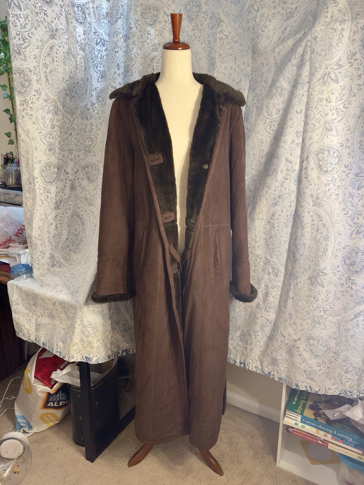 Vintage Chocolate Brown Faux Shearling Suede Maxi 70’s Style Coat Size XL