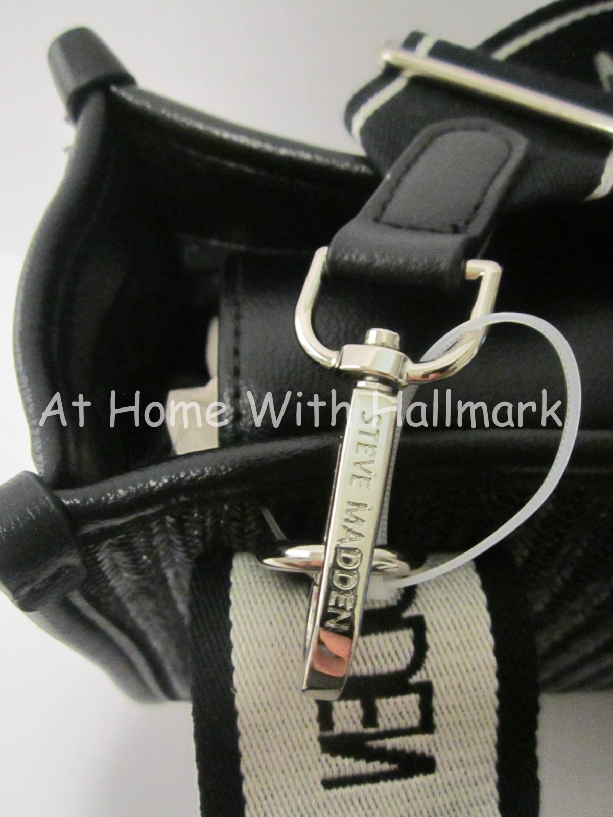 Steve Madden Black Bwebber Weave Satchel Crossbody Purse Earbud Case NWOT B59
