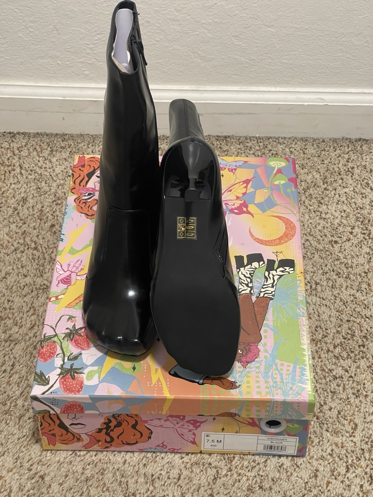 Seychelles Visionary Women’s Black Leather Ankle Bootie Almond Toe Zip 7.5