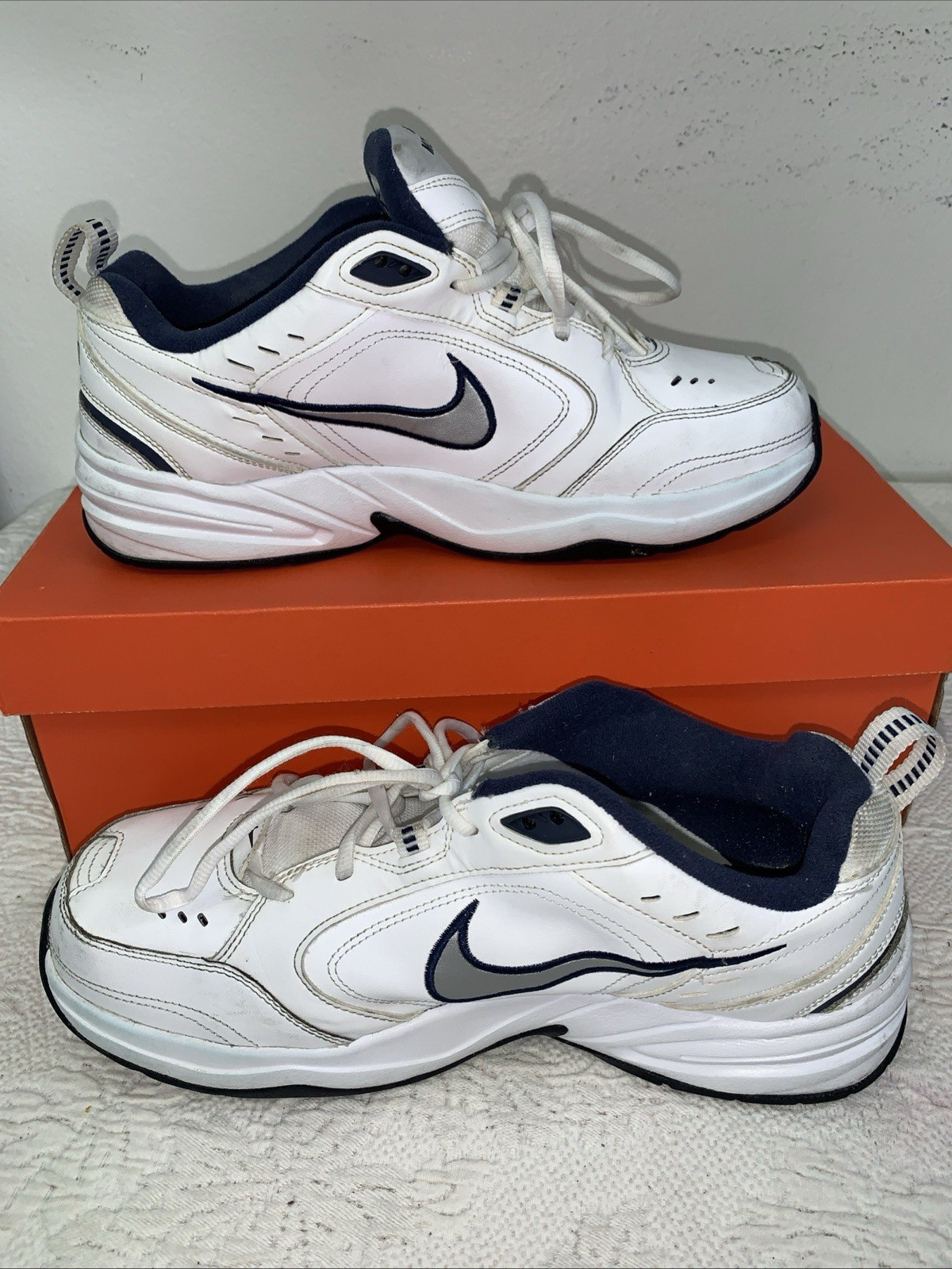 Nike Air Monarch IV Mens 11 White Navy Chunky Dad Shoes 416355-102 2011 4E Wide