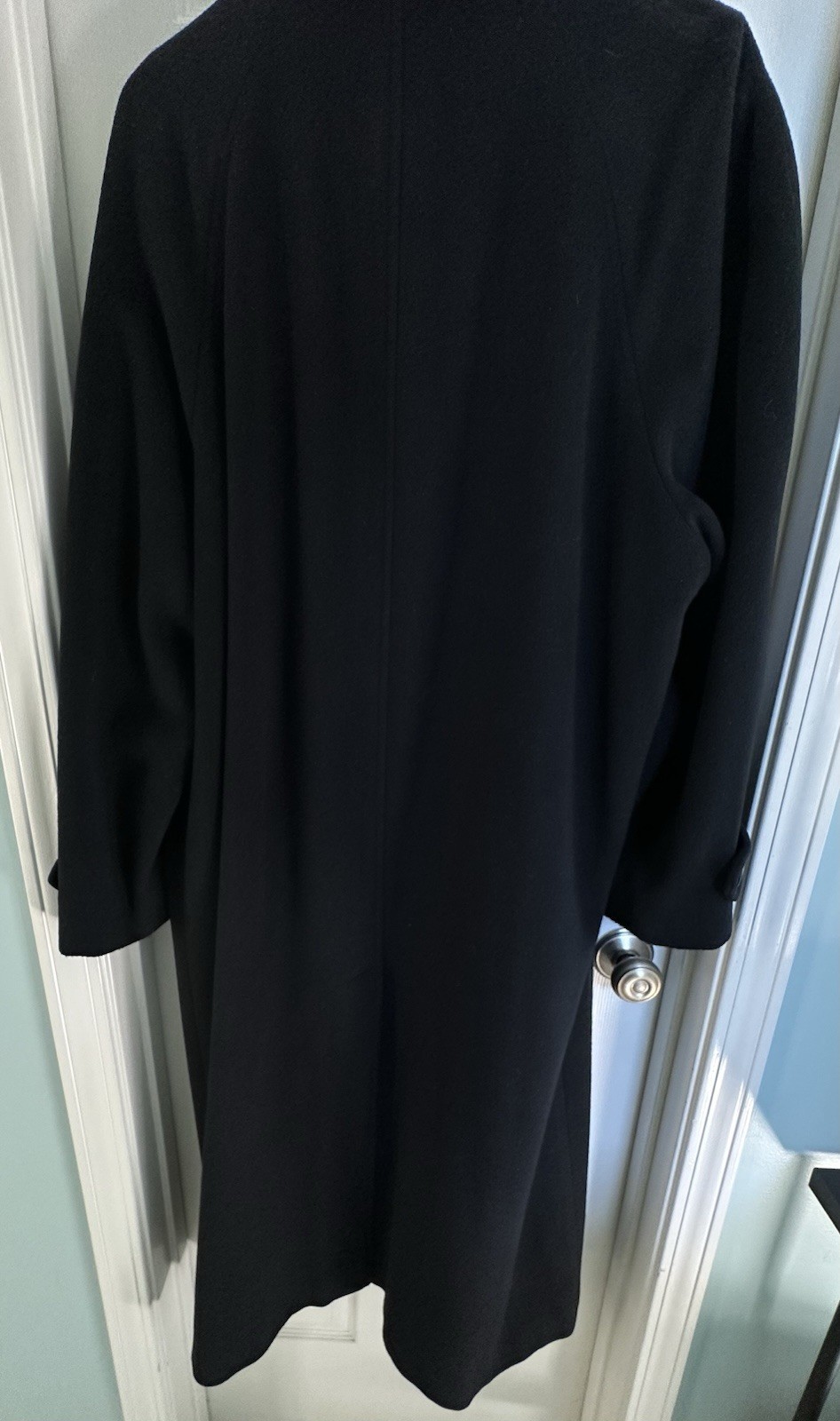 Vestimenta Black Cashmere and Wool Long Overcoat Men’s EUC