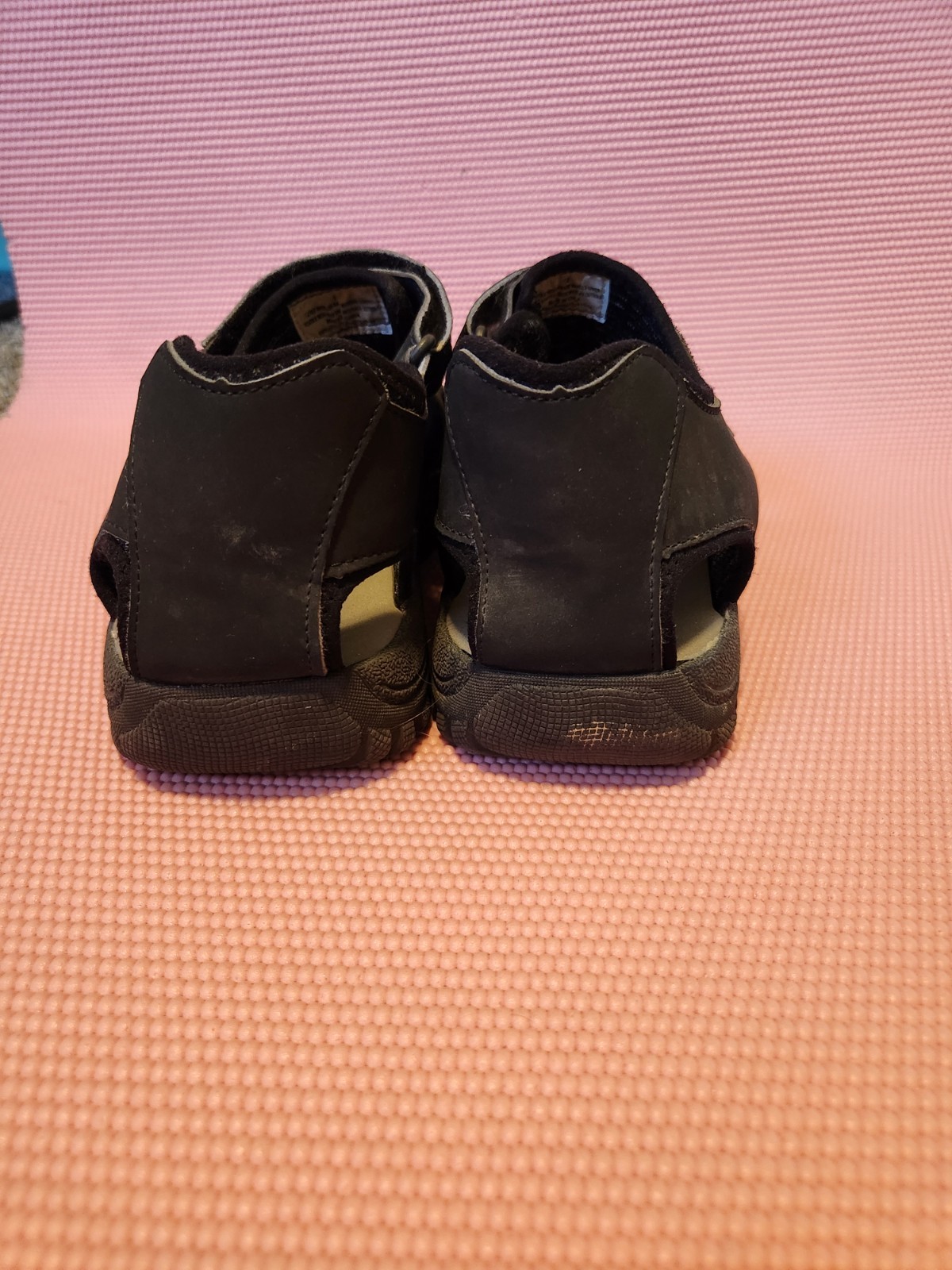 Men’s C9 Champion Size 12 Hook and Loop Closure Strap Hiking Sandals Black