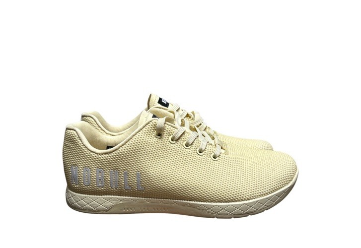 NOBULL Trainers Vanilla Cream Size 10.5 Athletic Training Shoes