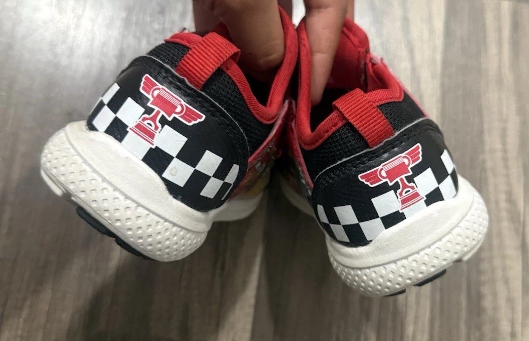 Disney Lightning McQueen Cars Hook & Loop Low Top Sneakers Black/Red/White 8