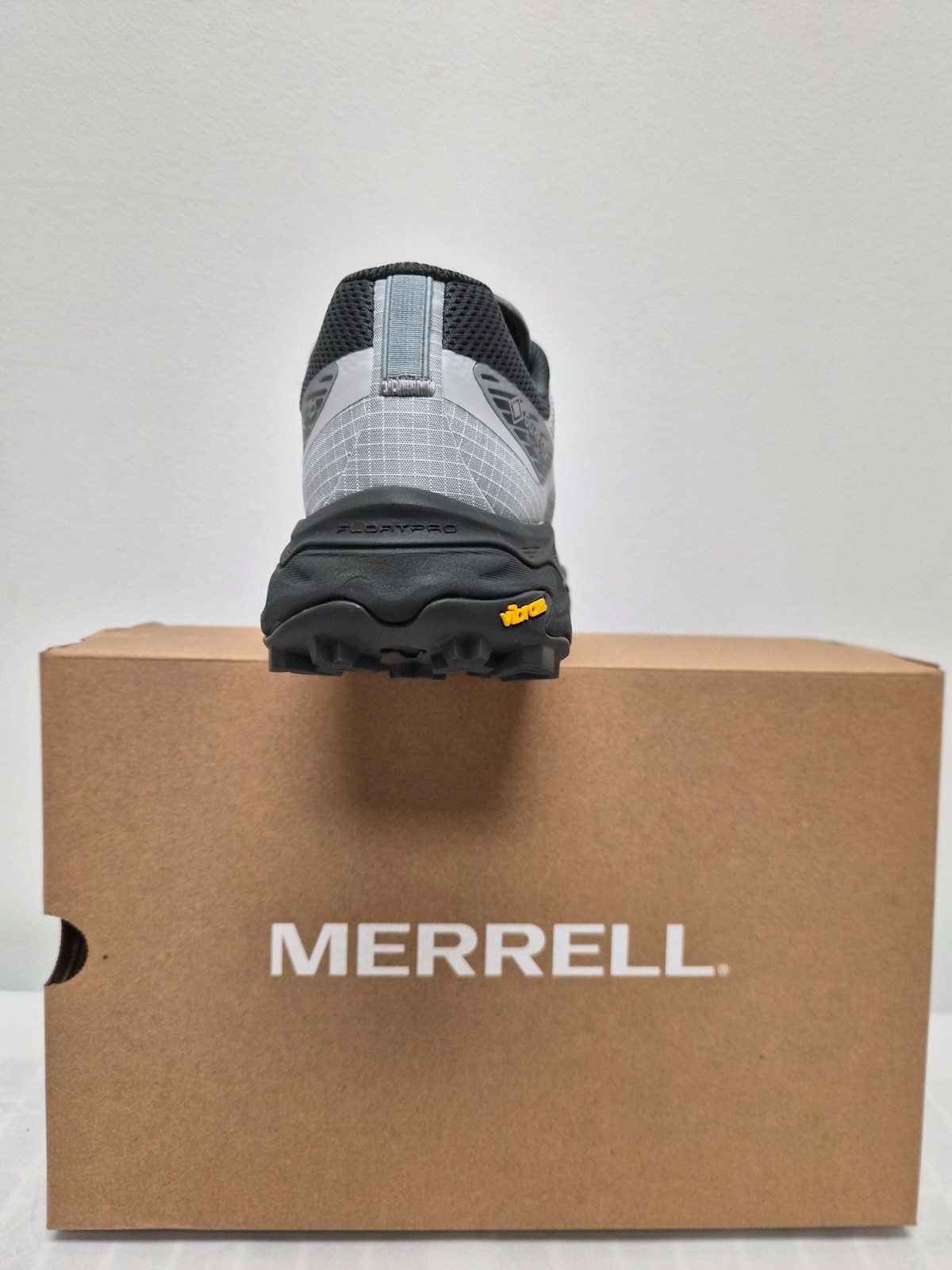 MERRELL AGILITY PEAK 6 Men’s NEW Medium Width GORETEX Trail Shoe w/ VIBRAM SOLE