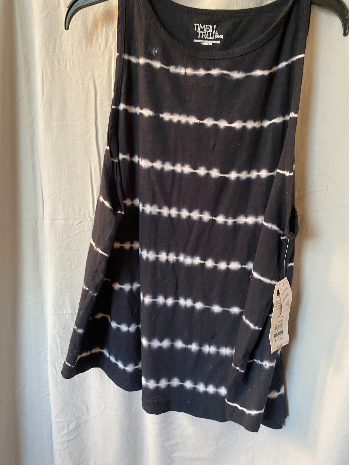 Womens tank top large