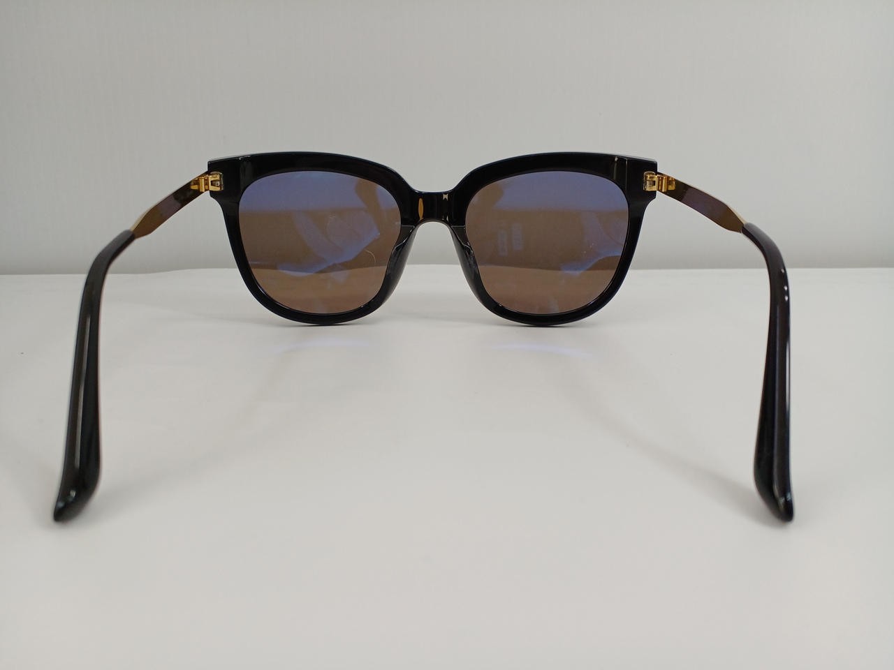 Gentle Monster – Sunglasses