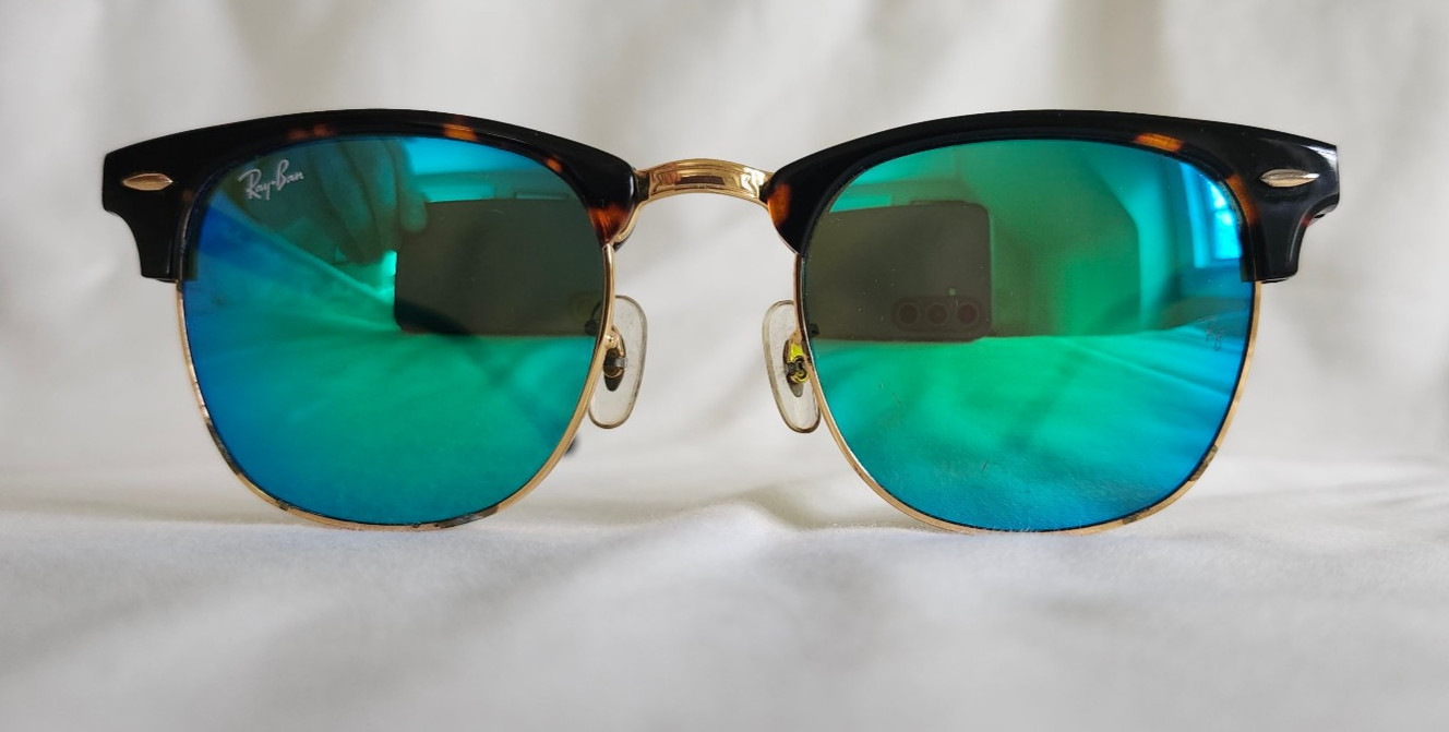 Ray-Ban Clubmaster Classic RB3016 Blue/Green Flash Mirror Lens