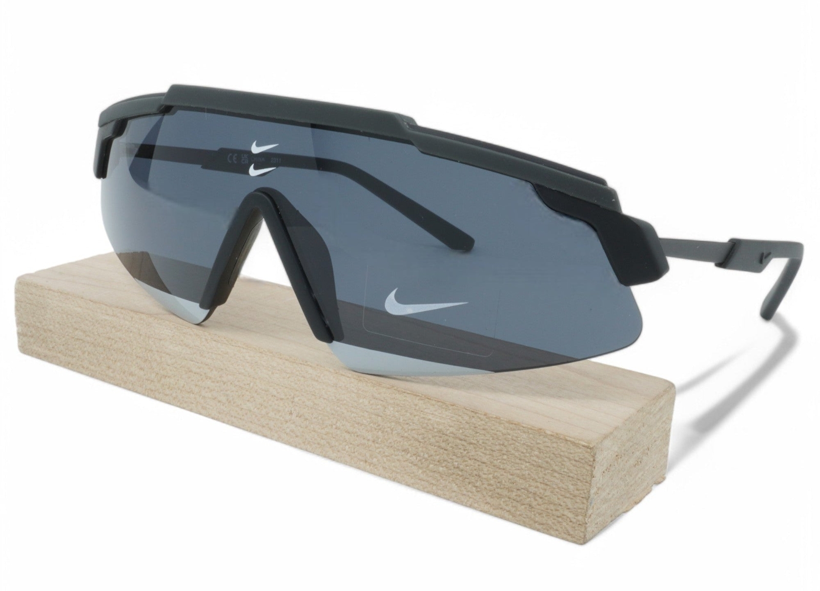 [FN0301-021] Unisex Nike Marquee Sunglasses