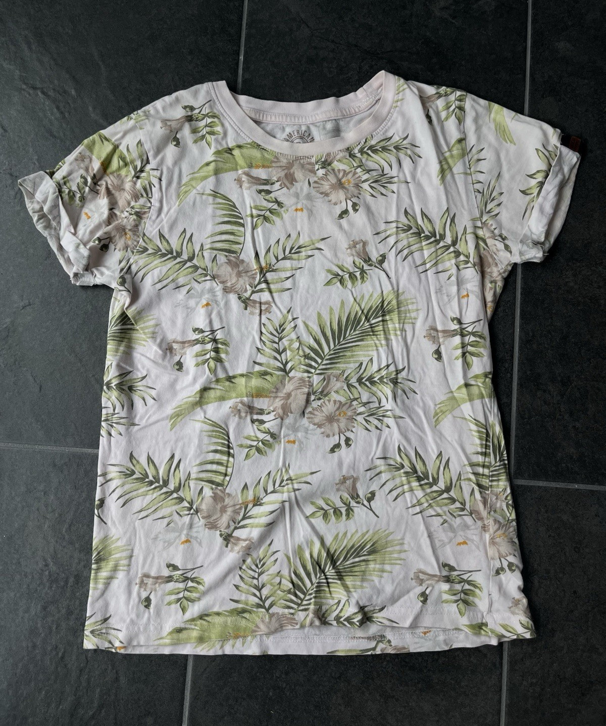 American Eagle Maternity S White/Green Tropical Floral Crewneck Knit Tee