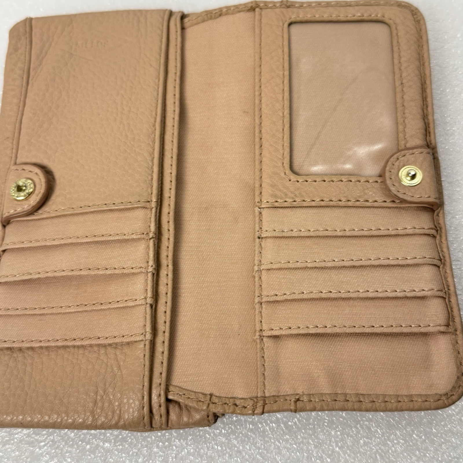 Fossil Pebble Leather Preston Multifunctional Wallet In Tan