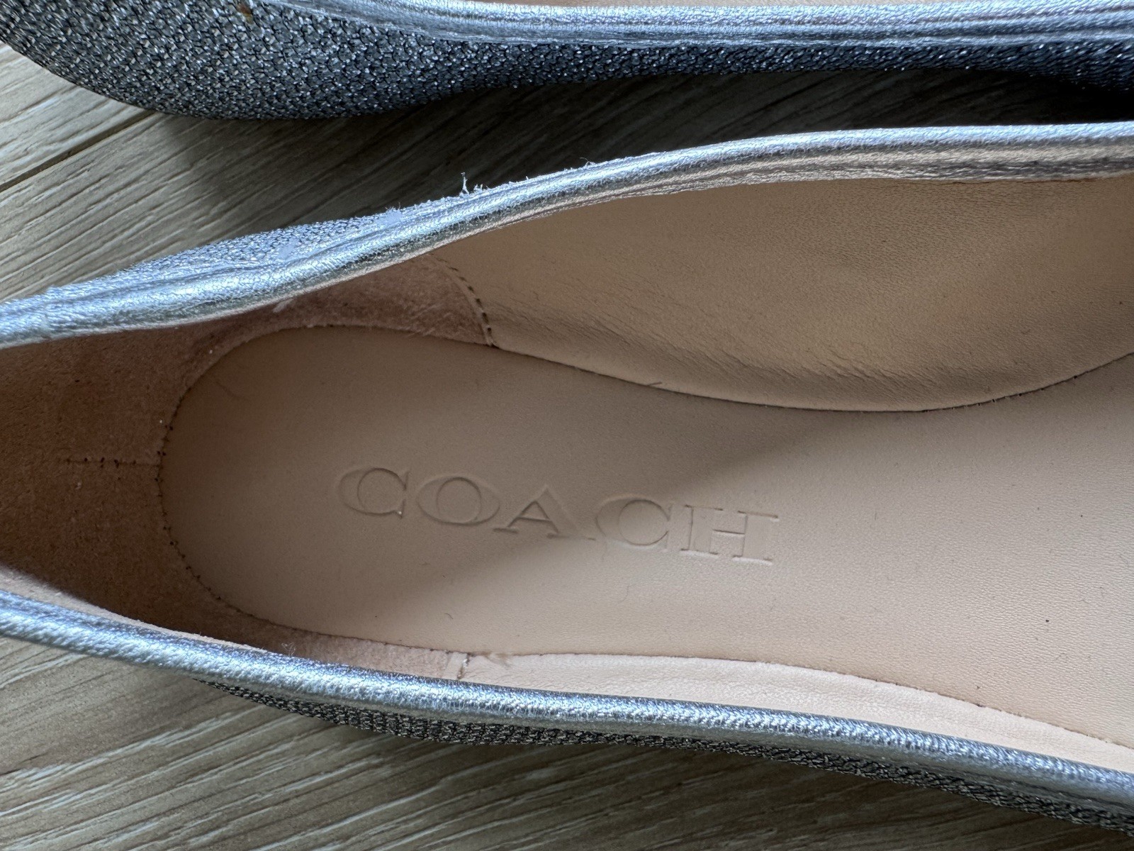 COACH Benni Silver Metallic Glitter Ballet Flats Bow Tassel Size US 5 B