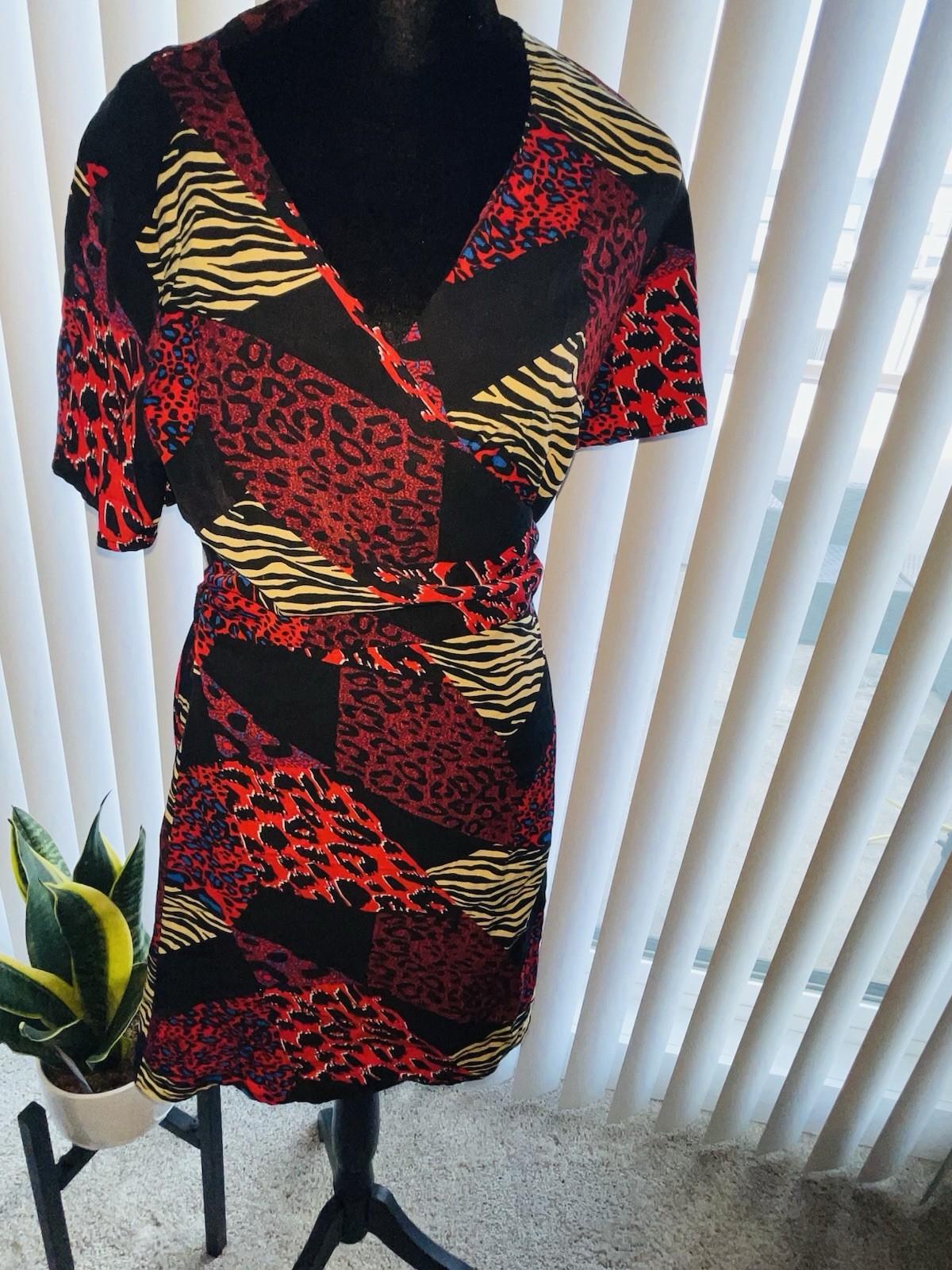 Glamorous Wrap Short Sleeved Dress