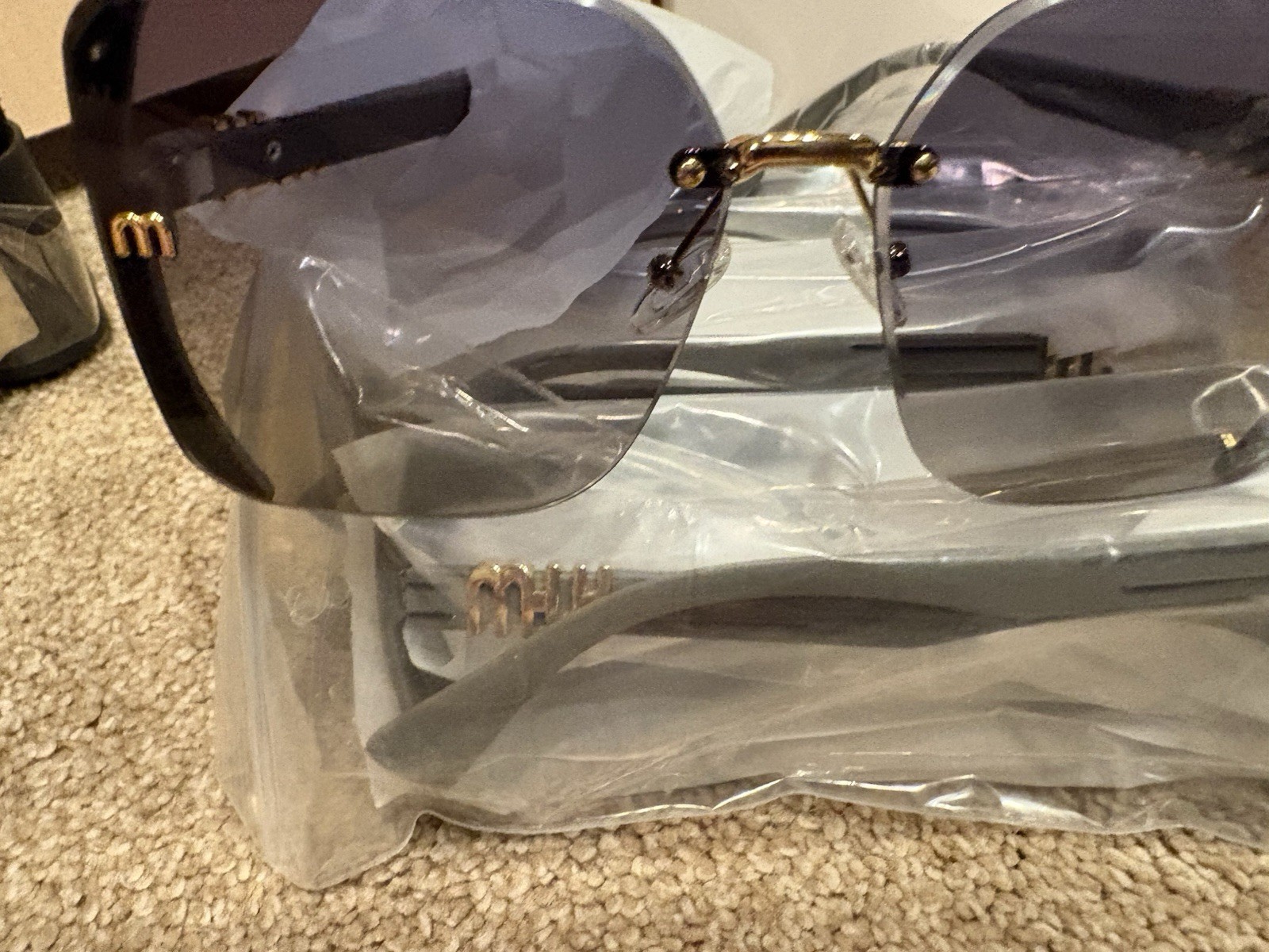 Rimless Sunglasses Gradient Gray Plastic Lenses Gold Metal Frame