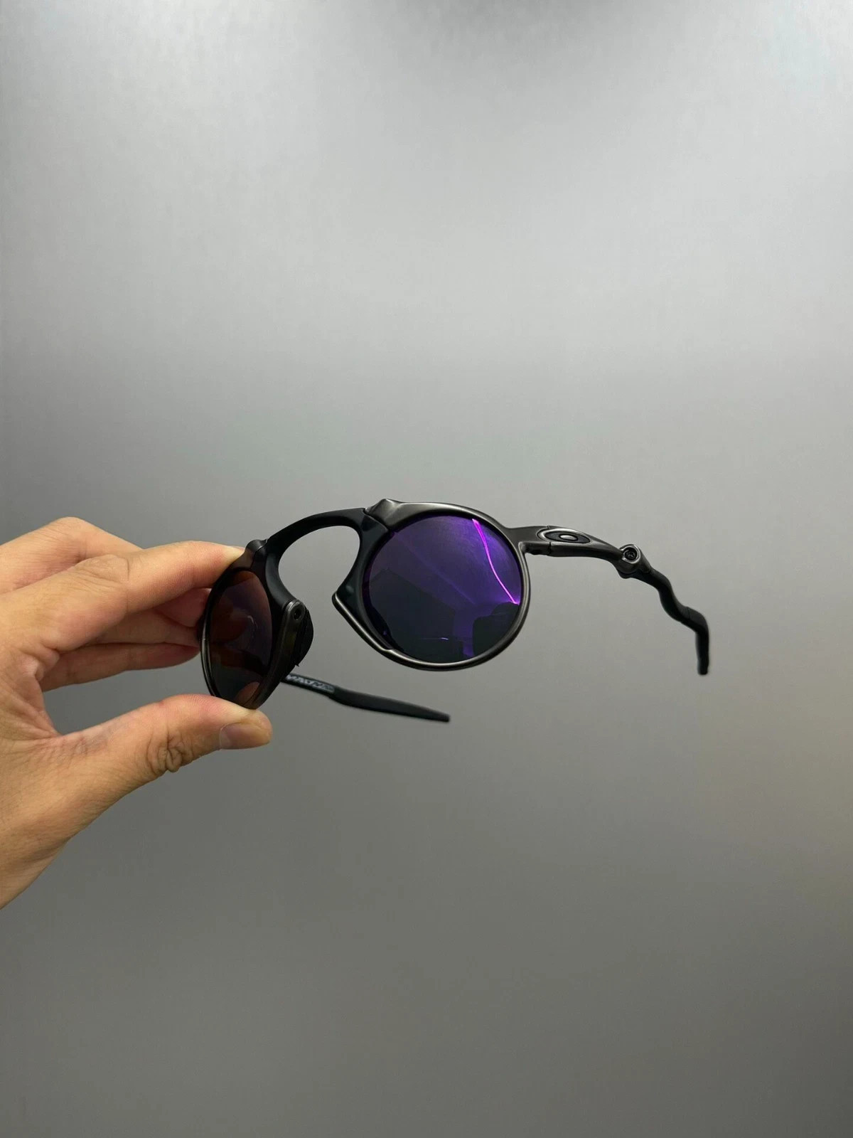 Vintage Oakley Madman X Metal Retro Polarized Sunglasses Purple Lens Greybj-