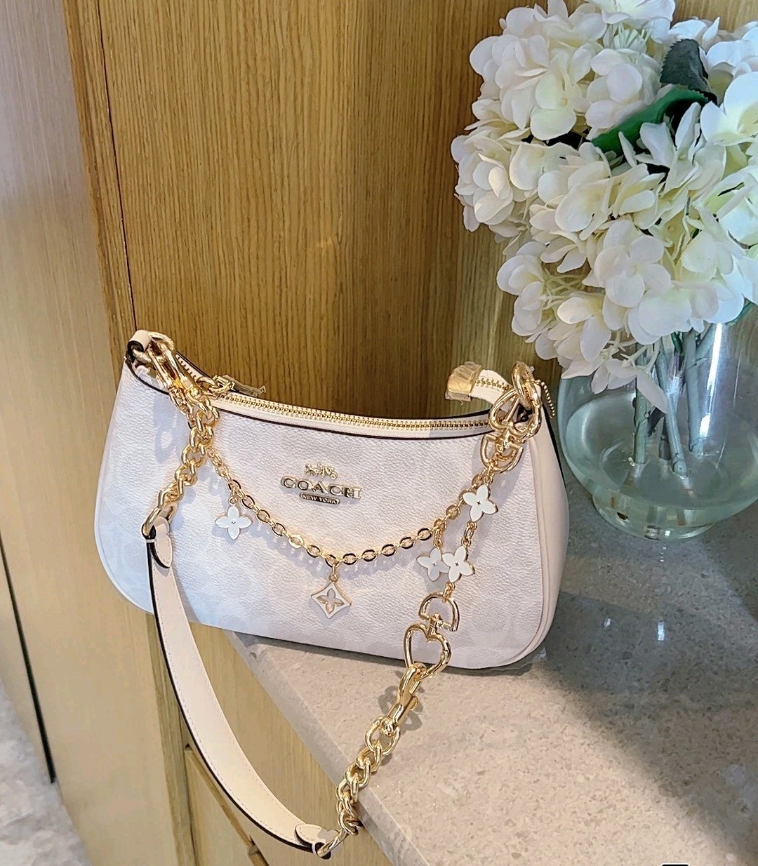 NWT Authentic Coach teri signature shoulder bag In Chalk plus floral chains