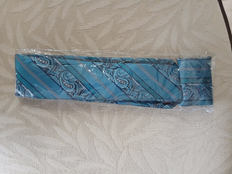 Hi-Tie Men's Blue Classic Handkerchief Cufflinks & Neck Tie Set NWT gallery