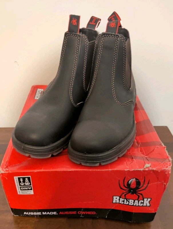US MEN’S REDBACK BOBCAT BOOTS Slipon Nib Size 9 Claret Oil Kip