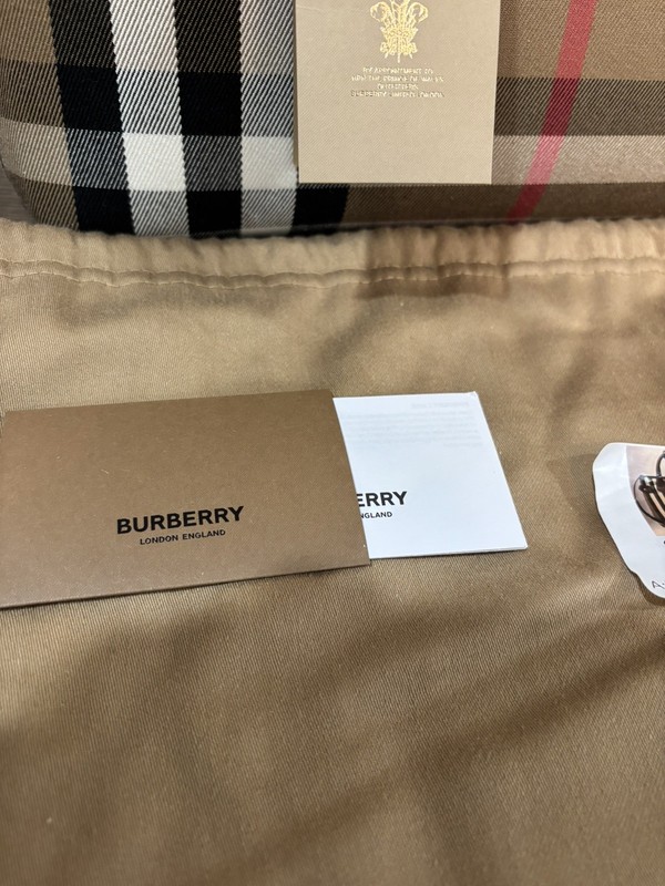 AUTHENTIC Burberry Banner Tote House Check Derby Canvas Shoulder Bag New gallery