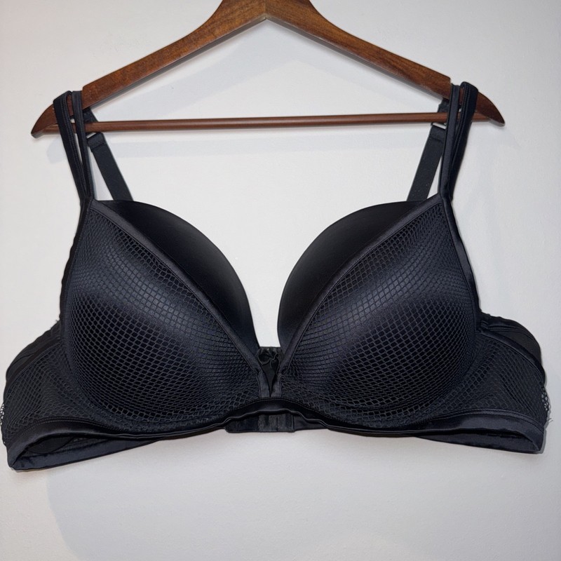 Torrid Lined Black Bra Comfort Support 46 C Mesh Fish Net NWOT WIDE STRAP 4 Hook